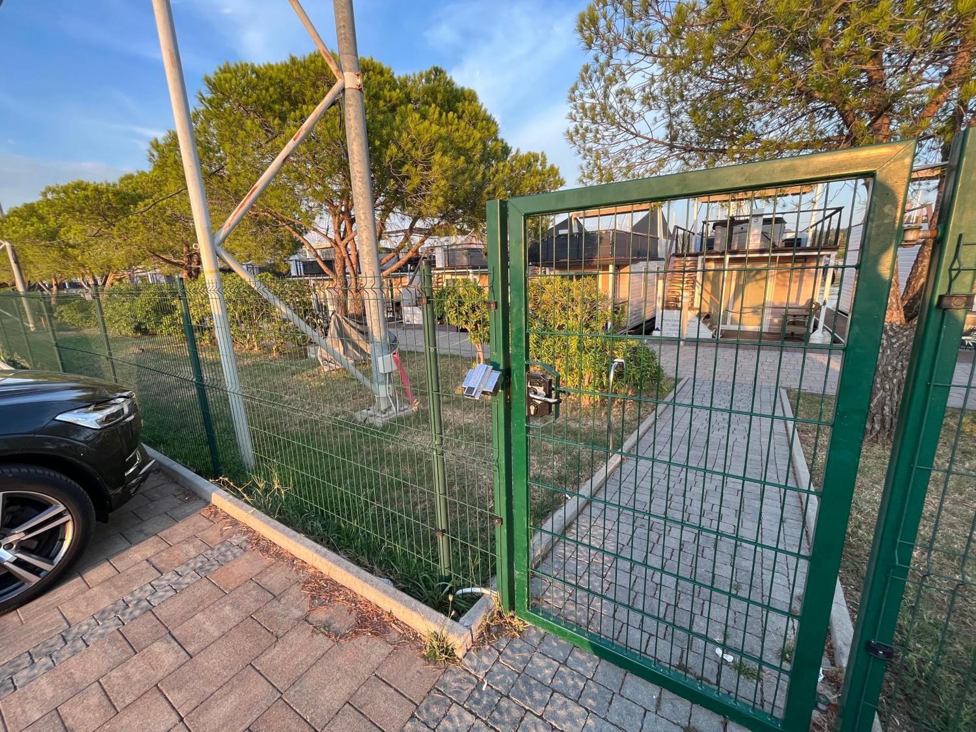 Marina Luxury Houseboat Lace Portorož Zewnętrze zdjęcie